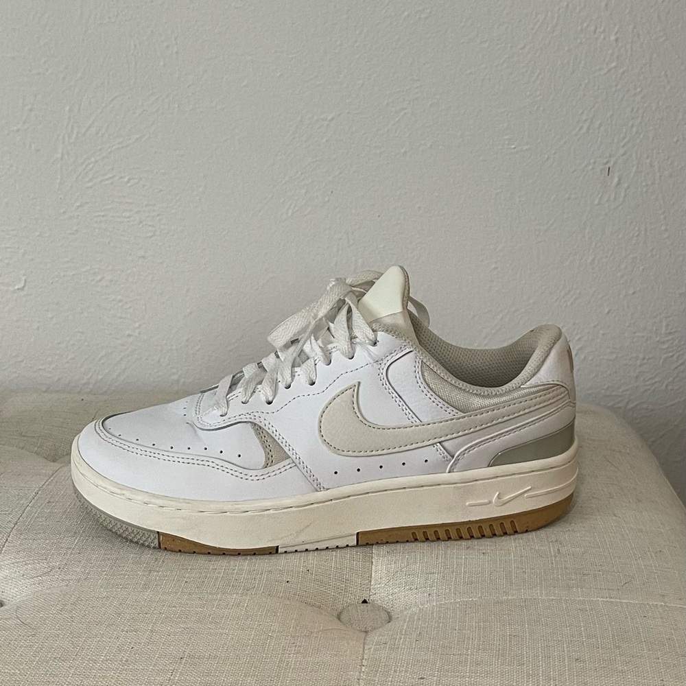 Nike Gamma Force Women’s